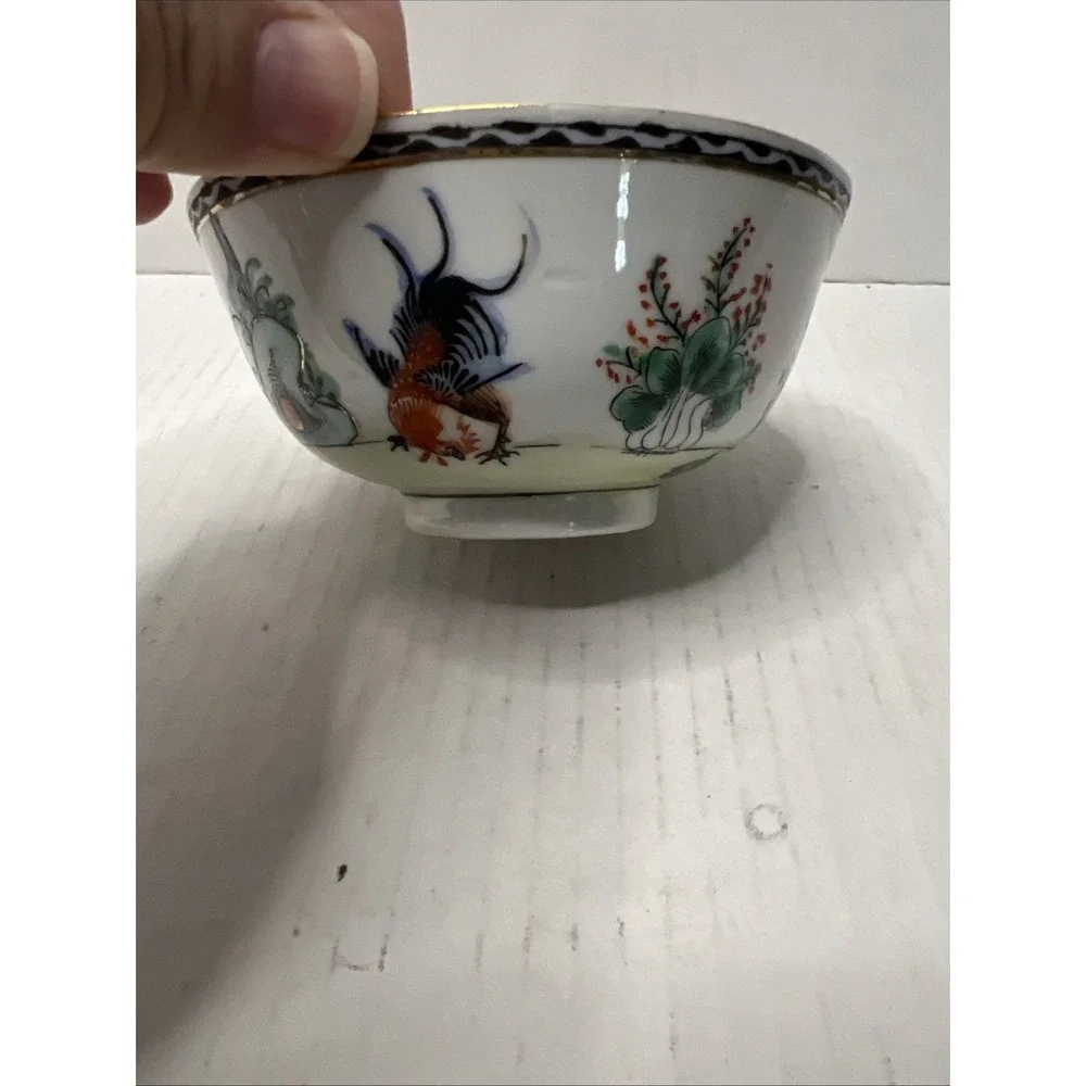 Vintage G.P. Decorated In Hong Kong Painted Bowl With Chickens